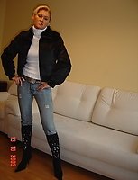Hot Amateur MILF